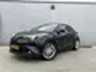 Toyota C-HR 1.8 Hybrid Style Trekhaak Dode hoek detectie