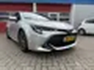 Toyota Corolla 1.8 100 PK Hybrid First Edition Navigatie Stoelverwarming Achteruitrijcamera