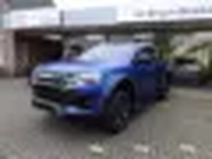 Toyota Hilux 1.9 Isuzu D-Max V-Cross Extended Cab Automaat 4WD BPM-vrij trekhaak