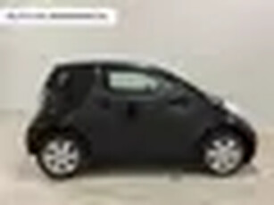 Toyota IQ 1.0 VVTi Comfort Automaat Airco APK NAP