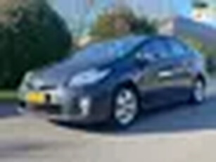 Toyota Prius 1.8 Dynamic Automaat*Achteruit camera*Navigatie*Trekhaak*Cruise*NAP*Clima*LM velgen*2e