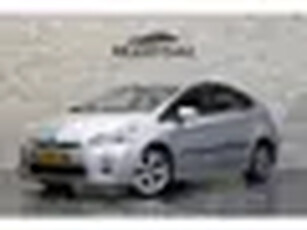 Toyota Prius 1.8 Dynamic Navi Camera Xenon Dealer onderhouden NWE APK bij aflevering