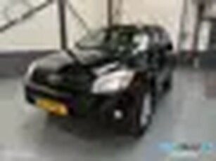 Toyota RAV4 2.0 VVTi Executive LeerClimaNAP