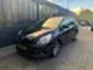 Toyota Verso 1.8 VVT-i Dynamic Business Navigatie Camera Trekhaak Panoramadak Cruise contr