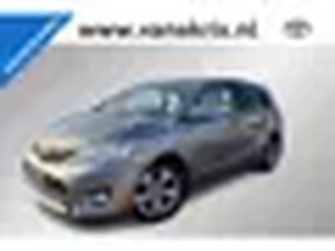 Toyota Verso 1.8 VVT-i Dynamic Business, Trekhaak,Panoramadak ,Navi, Parkeersensoren, Camera