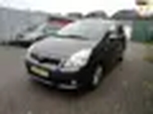 Toyota Verso 2.2 D-4D Luna (LEER CLIMA)