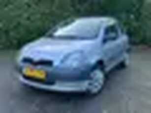 Toyota Yaris 1.0-16V VVT-i Terra