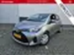 Toyota Yaris 1.0 VVT-i Aspiration , org 65.000 km en 1e eigenaar, trekhaak, Navigatie, 1e eigenaar