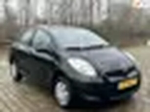 Toyota Yaris 1.0 VVTi Acces 1e eigenaar airco elektrische ramen cv op afs