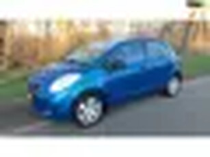 Toyota Yaris 1.0 VVTi Spirit