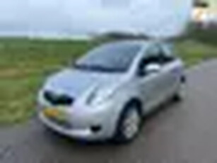 Toyota Yaris 1.0 VVTi Terra 5-drs Apple Android Groot Scherm 101.836 km APK 30-12-2025