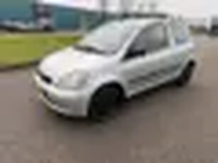 Toyota Yaris 1.3-16V VVT-i Luna 5 deurs Airco