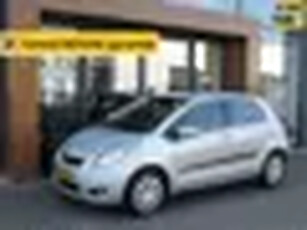 Toyota Yaris 1.3 VVTi Aspiration 5D AUTOMAAT 69.000km Airco Cruise contr LAGE KM