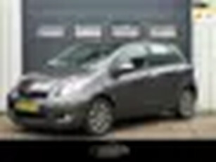 Toyota Yaris 1.3 VVTi Aspiration AUTOMAAT / CLIMA / NW APK!