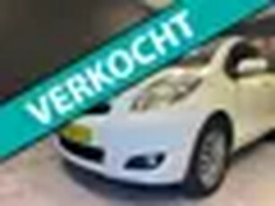 Toyota Yaris 1.3 VVTi Aspiration Automaat Navigatie Cruisecontrol NAP.