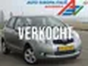 Toyota Yaris 1.3 VVTi Luna Trekhaak Nieuwe APK