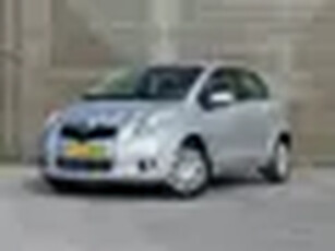 TOYOTA YARIS 1.3 VVTi Sol MMT AIRCO/AUTOMAAT !!