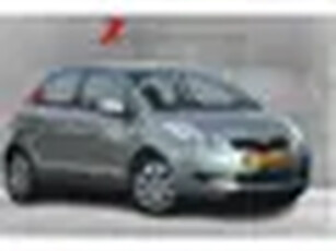 Toyota Yaris 1.3 VVTi Sol Nederlandse auto 116046 NAP 1.3VVTI Sol