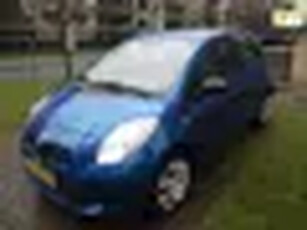 Toyota Yaris 1.3 VVTi Terra//1E EIGENAAR//100% DEALER ONDERHOUDEN//