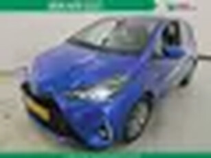 Toyota Yaris 1.5 Hybrid 100pk Automaat Dynamic Navigatie All season banden Keyless Entry Ach