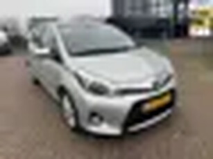 Toyota Yaris 1.5 Hybrid Dynamic, Pano, Trekhaak, Aut, 2e eig afk, Geen import, Nap, Volledig oh!