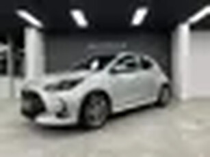 Toyota Yaris 1.5 Hybrid Lane Carplay Camera Cruise