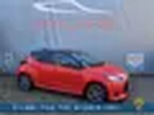 Toyota Yaris 1.5 Hybrid LM JBL HUD LEER Two Tone NAVI TEL PDC