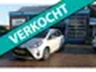 Toyota Yaris 1.5 Hybrid Y20 navi camera 50500 km