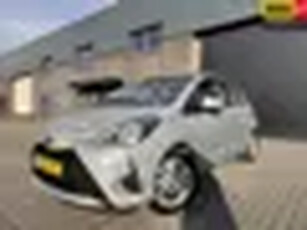 Toyota Yaris 1.5 VVT-i Comfort 1E EIGENAAR 12MND GARANTIE AIRCO TREKHAAK