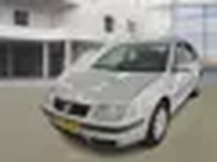 Volkswagen Bora 1.4-16V Trendline/ RIJDT LEKKER