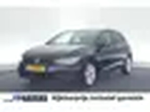 Volkswagen Golf 1.0 TSI 110pk Life Virtual Cockpit Navigatie