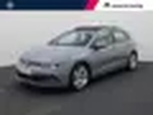 Volkswagen Golf 1.0eTSI/110PK Life DSG · Panoramadak · Navigatie · Stoel-& stuurverwarming · Garanti