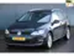 Volkswagen Golf 1.2 TSI Business Edition R Connected Navigatie/Parkeersensor/Stoelverwarming