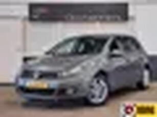 Volkswagen Golf 1.2 TSI Highline BlueMotion + NAVI