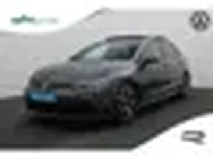 Volkswagen Golf 1.5 eTSI 150PK DSG R-Line Business Pano Stuur-/stoelverwarming Navi Parkeers