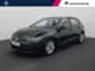 Volkswagen Golf 1.5TSI/130PK Life Business · Navigatie · Parkeersensoren · Stoel- & stuurverwarming