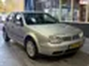 Volkswagen Golf 1.6-16V Trendline