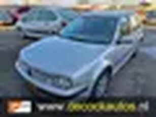 Volkswagen Golf 1.6/AUTOMAAT/TREKHAAK