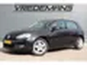 Volkswagen Golf 1.6 TDI Highline BlueMotion