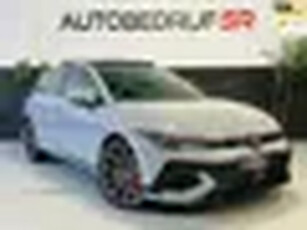 Volkswagen Golf 2.0 TSI GTI CLUBSPORT 2025 Splinternieuw! Akrapovic! Leer! Head up! 360 BOMVOL!!