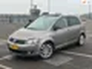 Volkswagen GOLF PLUS 1.4 TSI DSG Highline PANOSTOELVERWARMINGCRUISE