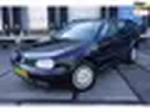 Volkswagen Golf Variant 1.6 Trendline * Airco * Cruise *