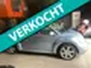 Volkswagen New Beetle Cabriolet 1.6 / nap