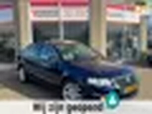 Volkswagen Passat 3.2 V6 Highline 4M DSG - Vol optie's! - Uniek! - Volledige onderhoudshistorie aanw