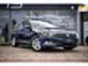 Volkswagen Passat Variant 1.4 TSI Comfortline BusinessDSGLEDCarplayTrekhaakACCNaviPDCKeyless