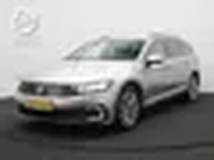 Volkswagen Passat Variant 1.4 TSI GTE Plug In Hybrid 218pk PHEV Adaptive Cruise Sportstoelen Ver