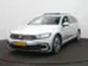 Volkswagen Passat Variant 1.4 TSI PHEV GTE Business / Panodak / Virtual / Elek. Stoelen / Camera