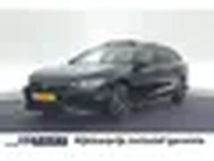 Volkswagen Passat Variant 1.5 eTSI 150pk DSG R-Line Business Black Trekhaak Camera Panoramadak Massa