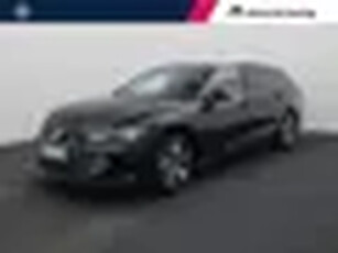 Volkswagen Passat Variant 1.5eTSI/150PK Business DSG · Navigatie · Leder/Alcantara · Trekhaak· Areav