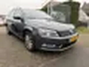 Volkswagen Passat Variant 1.6 TDI COMFORT EXECUTIVE LINE NAVI/CLIMA/TREKHAAK (KOPPELING OP)